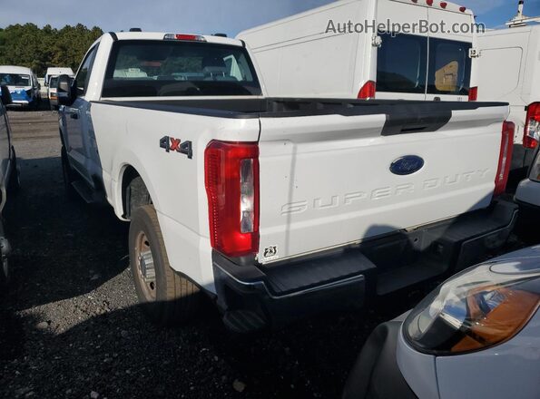 1FTBF2BA9PED18902 2023 FORD F250 White Tył lewy