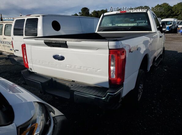 1FTBF2BA9PED18902 2023 FORD F250 White Tył prawy