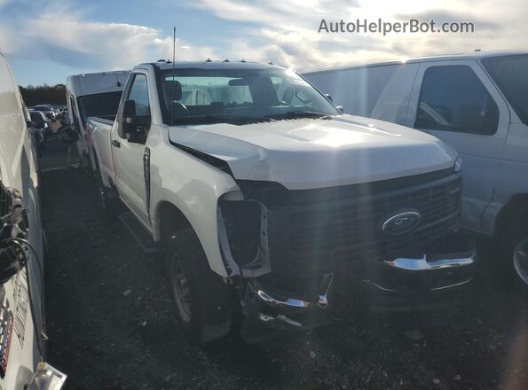 1FTBF2BA9PED18902 2023 FORD F250 White Przód prawy