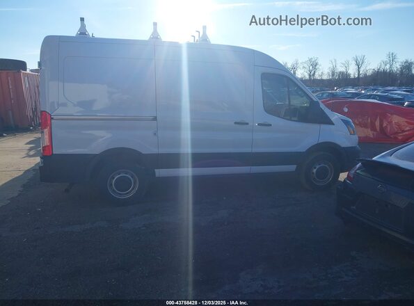 1FTBR1C88PKB10654 2023 FORD TRANSIT-250 White Widok wnętrza z tyłu