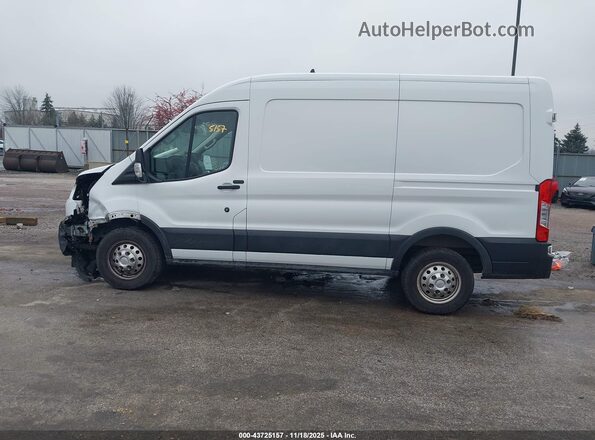 1FTBR2C82PKA18705 2023 FORD TRANSIT-250 White Vista interior de 360 grados