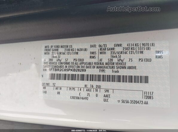 1FTBR2C85PKB28289 2023 FORD TRANSIT-250 White ძრავის განყოფილების ხედი