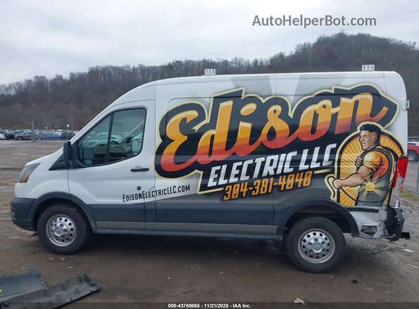 1FTBR2CG6MKA61558 2021 FORD TRANSIT-250 Белый Панорамный вид салона 360°