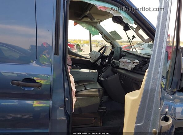 1FTBR3UG4PKA68100 2023 FORD TRANSIT-250 Blue Widok wnętrza z przodu