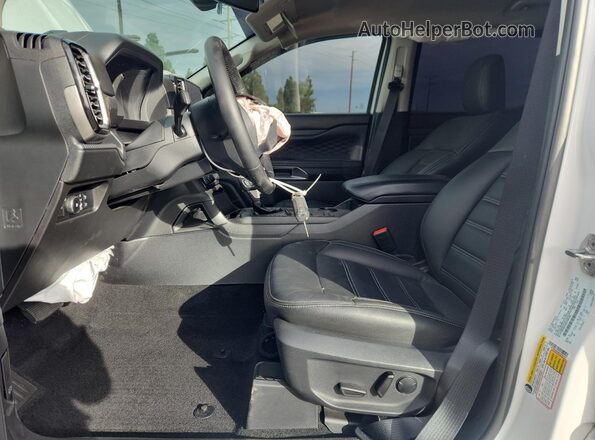 1FTER4GH0RLE69194 2024 FORD RANG White Widok wnętrza z przodu