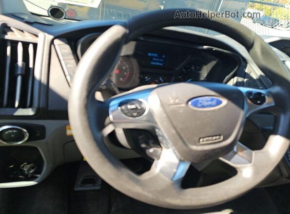 1FTYR3XM3KKA24853 2019 FORD TRANSIT-250  Սարքավորումների վահանակի տեսք