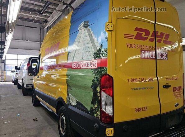 1FTYR3XM3KKA24853 2019 FORD TRANSIT-250  Սալոնի 360 աստիճան տեսք