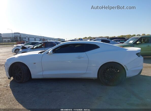 1G1FD1RS3P0154603 2023 CHEVROLET CAMARO White 360 interior view