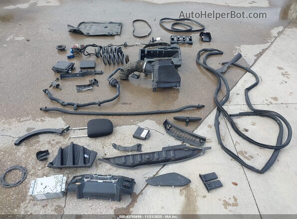 1G1FF1R71P0126577 2023 CHEVROLET CAMARO White Dashboard view