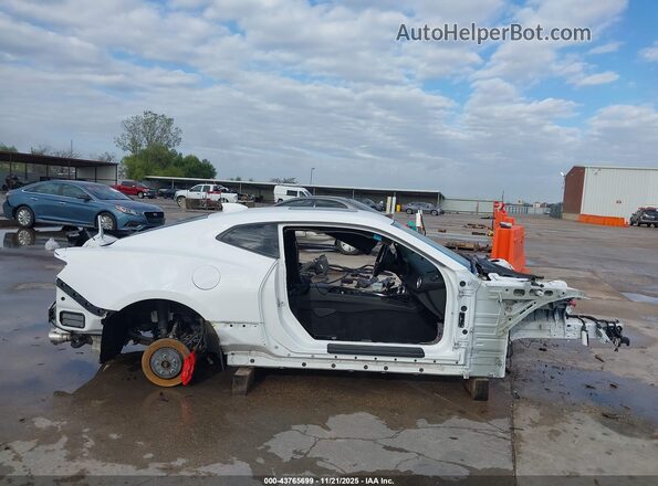 1G1FF1R71P0126577 2023 CHEVROLET CAMARO White Rear interior view