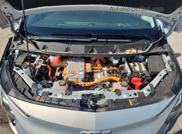 1G1FX6S03P4206396 2023 CHEVROLET BOLT Silver Widok wnętrza z tyłu