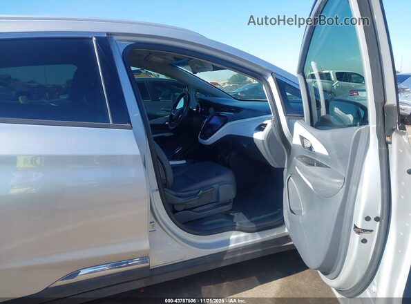1G1FZ6S05M4100893 2021 CHEVROLET BOLT Серебряный Вид салона спереди
