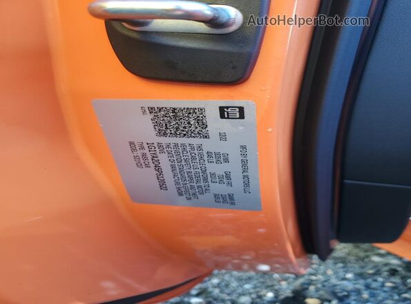 1G1YA2D45P5120522 2023 CHEVROLET CORVETTE Orange ძრავის განყოფილების ხედი