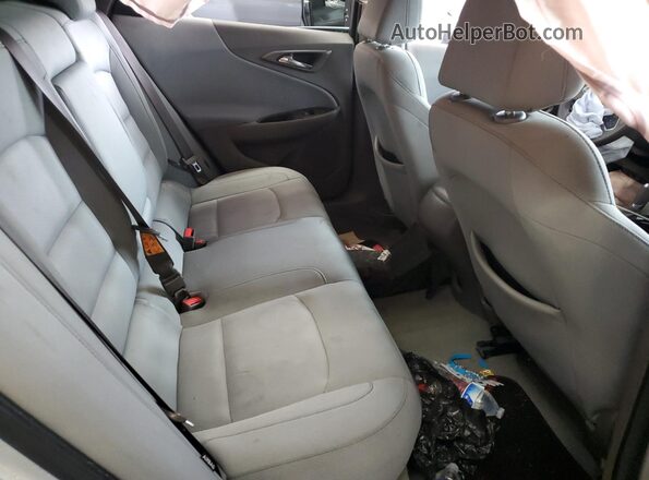 1G1ZC5ST3JF286646 2018 CHEVROLET MALIBU Silver Vista de los asientos traseros