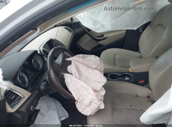 1G4PR5SK3G4101015 2016 BUICK VERANO White Front interior view