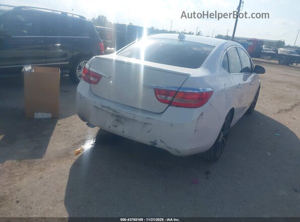 1G4PR5SK5H4110445 2017 BUICK VERANO White Trasero derecho