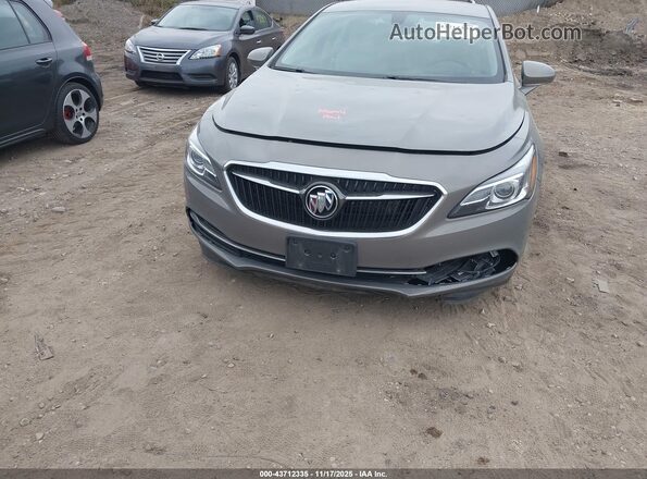 1G4ZP5SS2JU149045 2018 BUICK LACROSSE Beige Widok z przodu