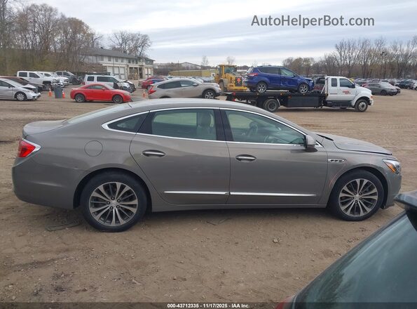 1G4ZP5SS2JU149045 2018 BUICK LACROSSE Beige Widok wnętrza z tyłu