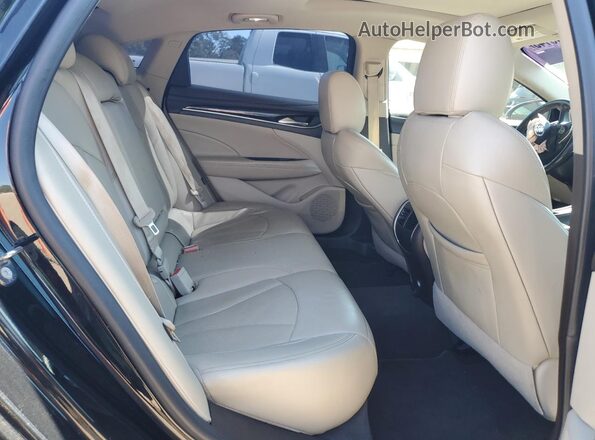 1G4ZP5SS4JU146910 2018 BUICK LACROSSE Black უკანა სავარძლების ხედი