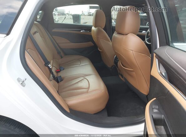1G4ZS5SS6JU115141 2018 BUICK LACROSSE White 