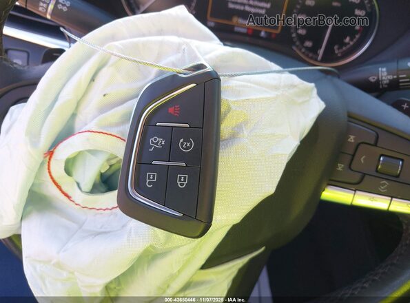 1G6DB5RK0R0107143 2024 CADILLAC CT4 Silver Widok deski rozdzielczej