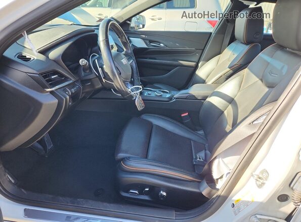 1G6DH5RL8M0134672 2021 CADILLAC CT4 White Vista interior delantera