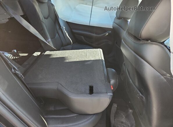 1G6DN5RK3M0118945 2021 CADILLAC CT5 Black Vista de los asientos traseros