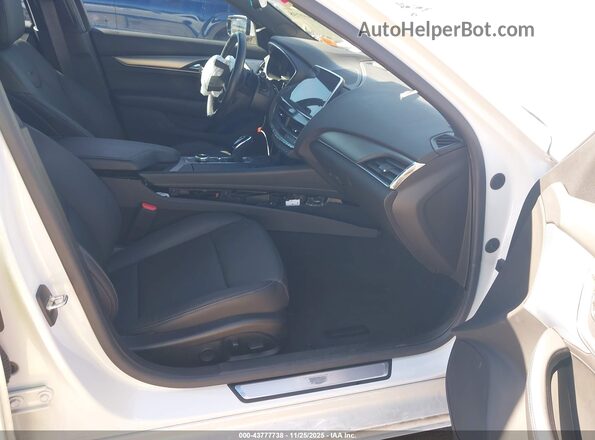 1G6DN5RW2R0111138 2024 CADILLAC CT5 White Widok wnętrza z przodu