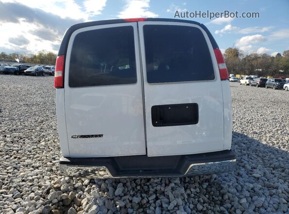 1GAZGPFF3H1208573 2017 CHEVROLET EXPRESS White Widok z tyłu