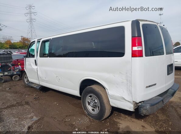 1GAZGPFG2L1169038 2020 CHEVROLET EXPRESS White Սալոնի 360 աստիճան տեսք