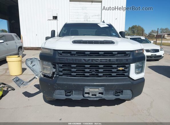 1GC2YLEY8NF193973 2022 CHEVROLET SILVERADO Белый Вид щитка приборов