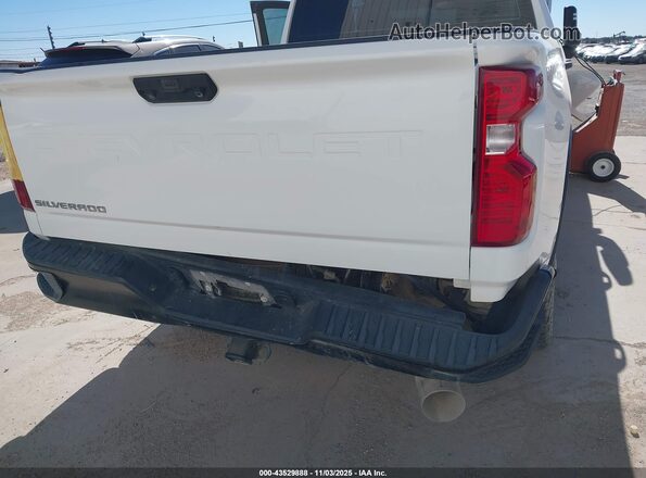 1GC2YLEY8NF193973 2022 CHEVROLET SILVERADO Белый Вид спереди