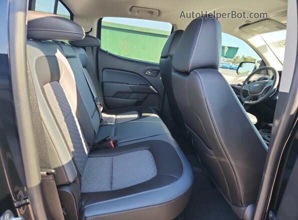 1GCGSDEN0N1152365 2022 CHEVROLET COLORADO Black Widok tylnych siedzeń