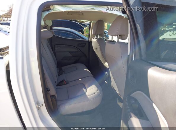 1GCGTBEN3M1156586 2021 CHEVROLET COLORADO White VIN კოდის სტიკერის ხედი
