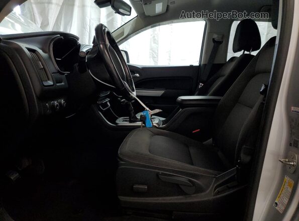 1GCGTCEN7L1190163 2020 CHEVROLET COLORADO Silver Front interior view