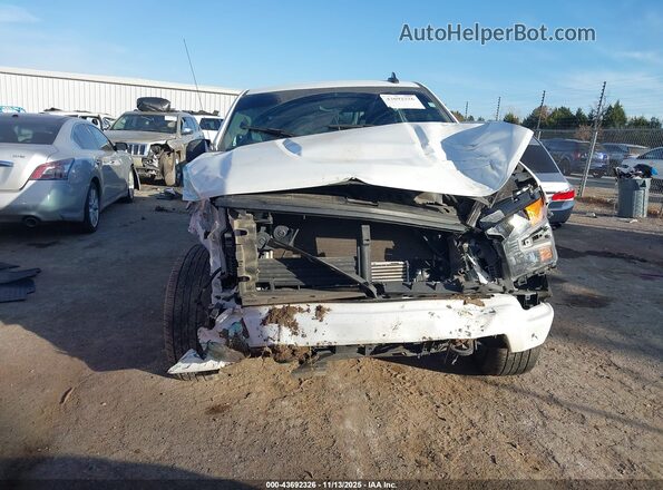 1GCPABEK0NZ601512 2022 CHEVROLET SILVERADO White Rear interior view
