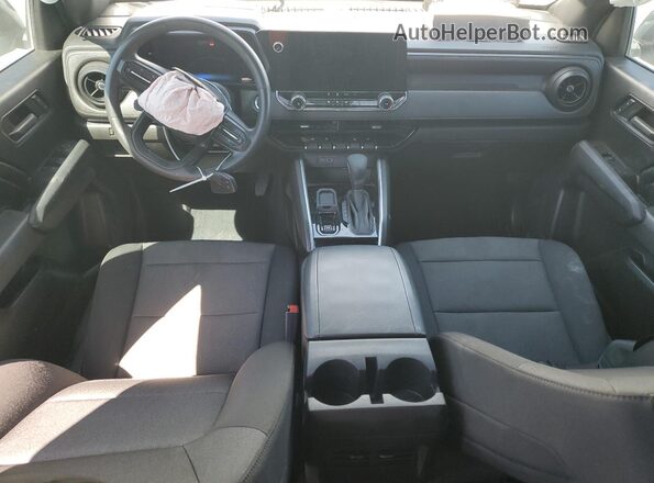 1GCPSBEK5R1198113 2024 CHEVROLET COLORADO White Widok deski rozdzielczej