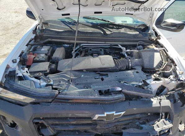 1GCPSBEK5R1198113 2024 CHEVROLET COLORADO White Widok wnętrza z tyłu