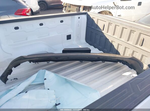 1GCPSCEK4P1218208 2023 CHEVROLET COLORADO White Vista del cuadro de instrumentos