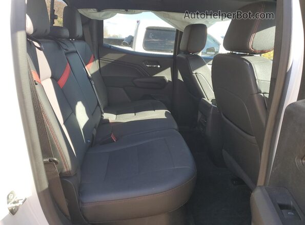 1GCPTDEK8R1107179 2024 CHEVROLET COLORADO White Widok tylnych siedzeń