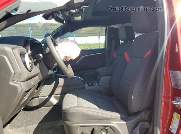 1GCPTDEK8R1284024 2024 CHEVROLET COLORADO Burgundy Vista interior delantera