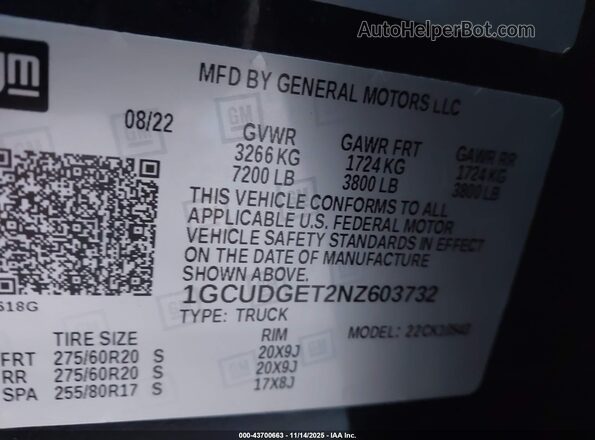 1GCUDGET2NZ603732 2022 CHEVROLET SILVERADO Black Vista del compartimento del motor