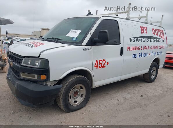 1GCWGAF72N1237980 2022 CHEVROLET EXPRESS White Առջևի ձախ երեք քառորդ տեսարան