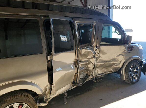 1GCWGAF74S1205060 2025 CHEVROLET EXPRESS Gray უკანა სალონის ხედი