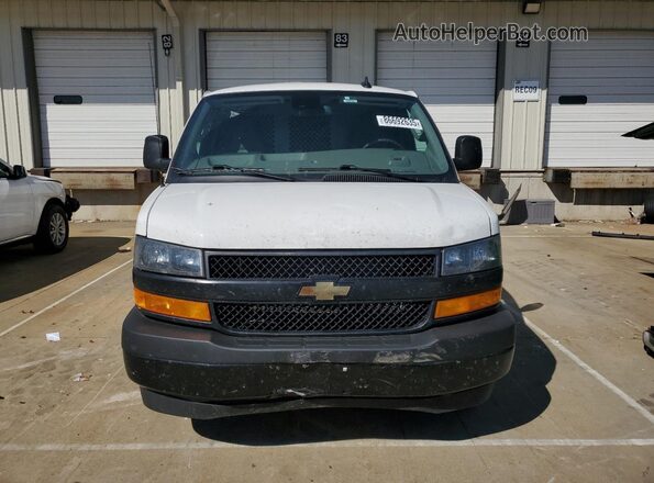 1GCWGAF78S1149950 2025 CHEVROLET EXPRESS White Դիմացի տեսք