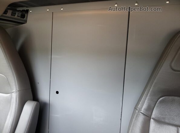1GCWGAFP0N1174782 2022 CHEVROLET EXPRESS White Հետևի նստատեղերի տեսք