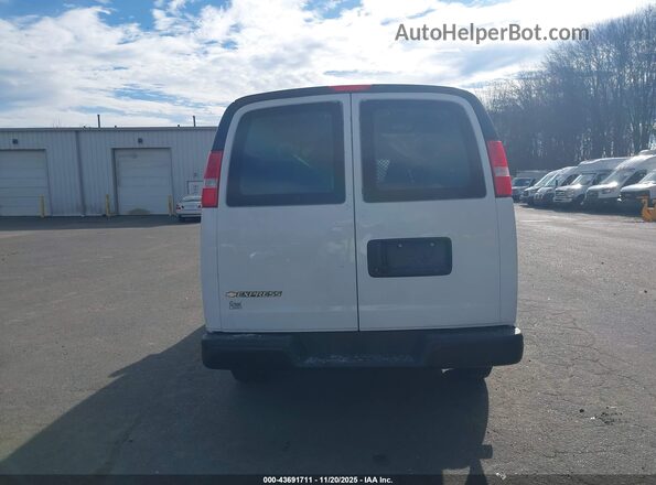 1GCWGAFP8S1103776 2025 CHEVROLET EXPRESS White 