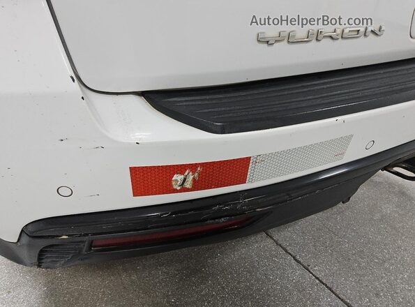 1GKS2FED4NR227779 2022 GMC YUKON Белый 