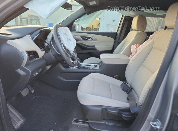 1GNESTKW2RJ139340 2024 CHEVROLET TRAVERSE Серебряный Вид салона спереди