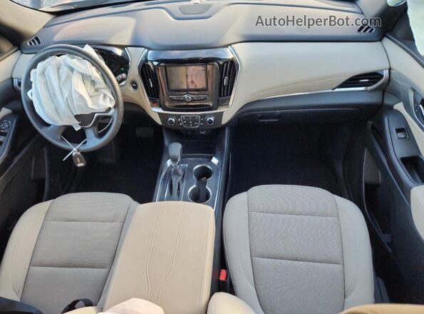 1GNESTKW2RJ139340 2024 CHEVROLET TRAVERSE Серебряный Вид панели приборов